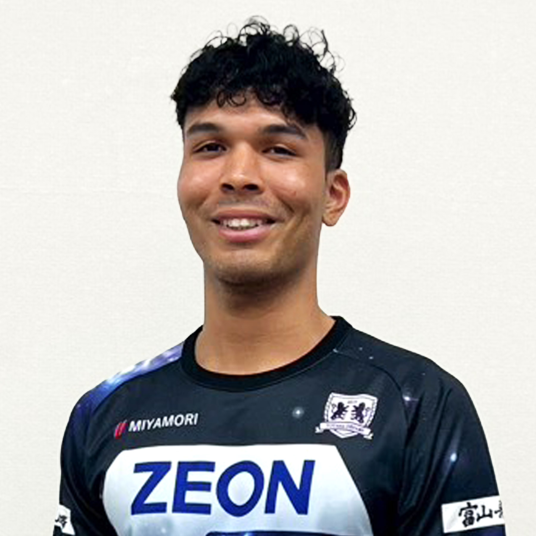 近藤　ダノベン優一郎