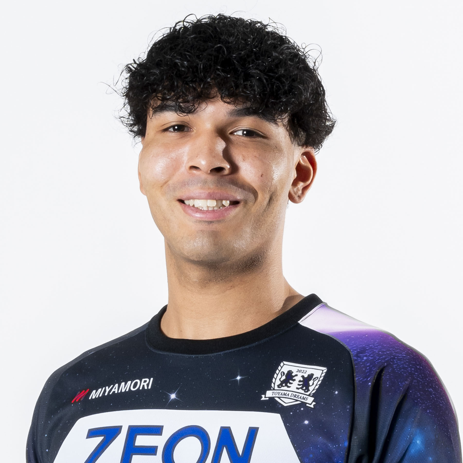 近藤　ダノベン優一郎